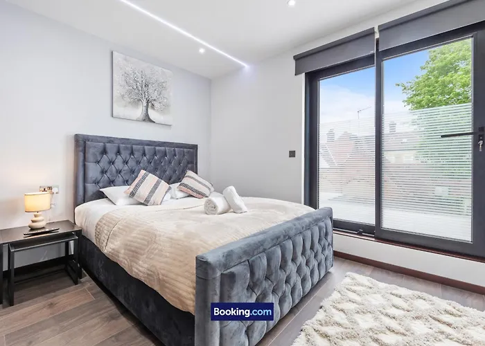 Stylish Studio Apt By Stay Smart Short Lets & Serviced Accommodation Woodstock With Free Wifi