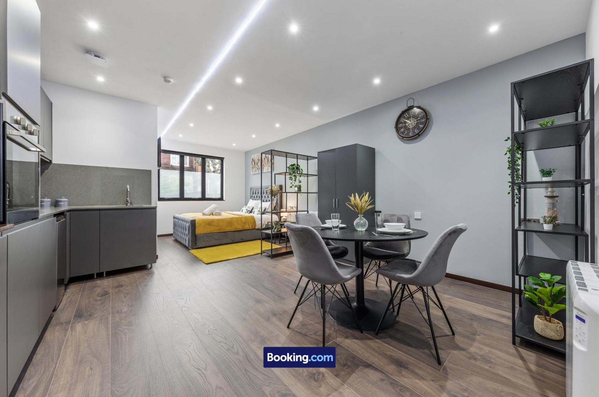 Apartment Stylish By Smart Short Lets & Serviced Woodstock With Free Wifi *