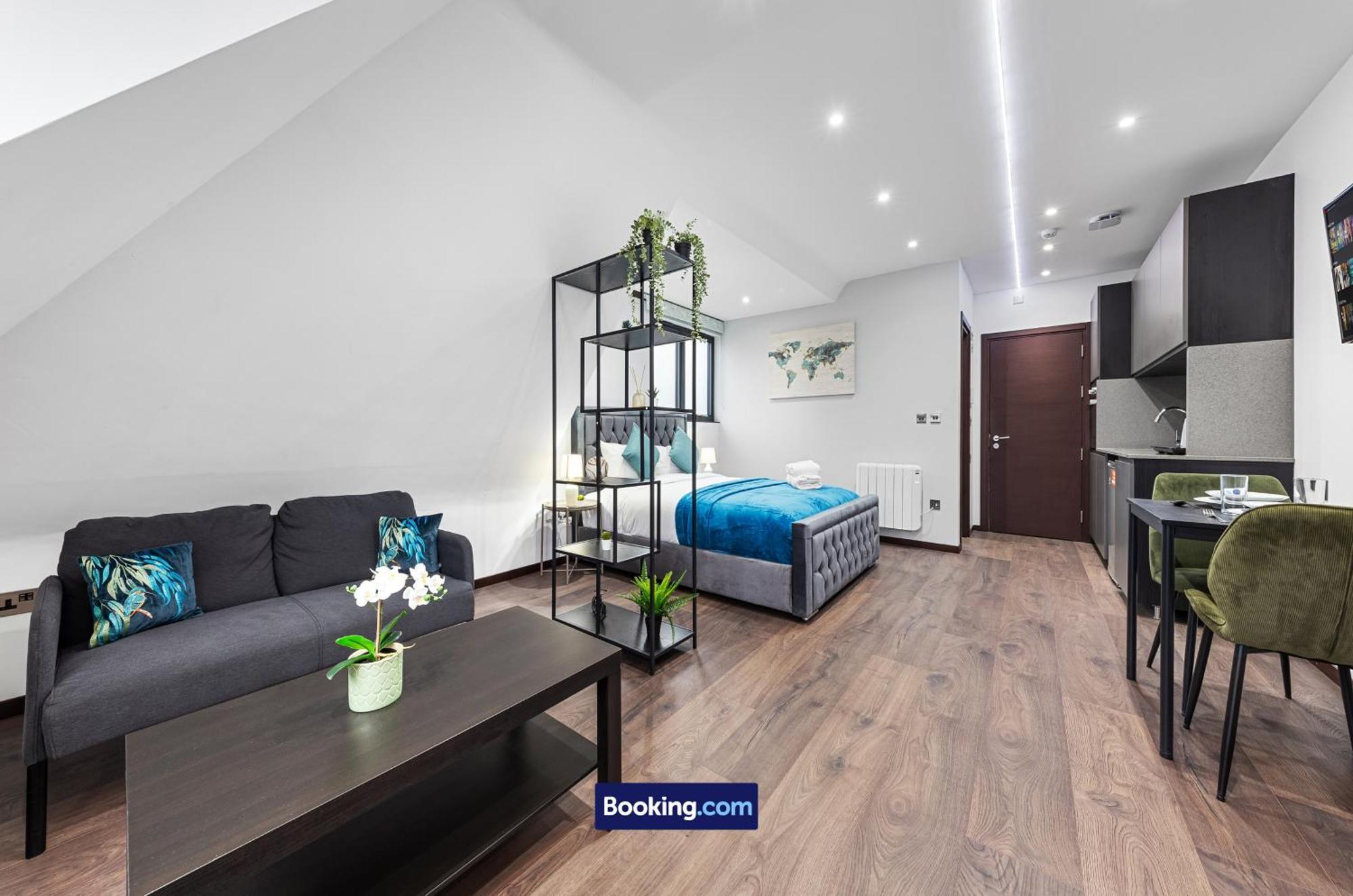 Apartment Stylish By Smart Short Lets & Serviced Woodstock With Free Wifi