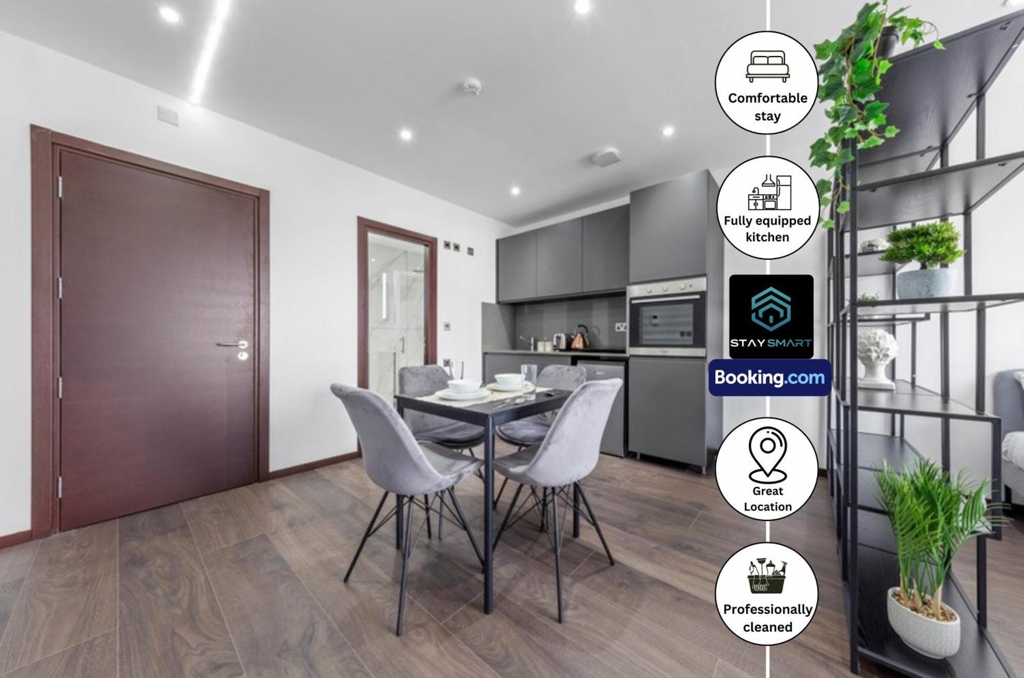 Stylish By Smart Short Lets & Serviced Woodstock With Free Wifi Апартаменты Лондон