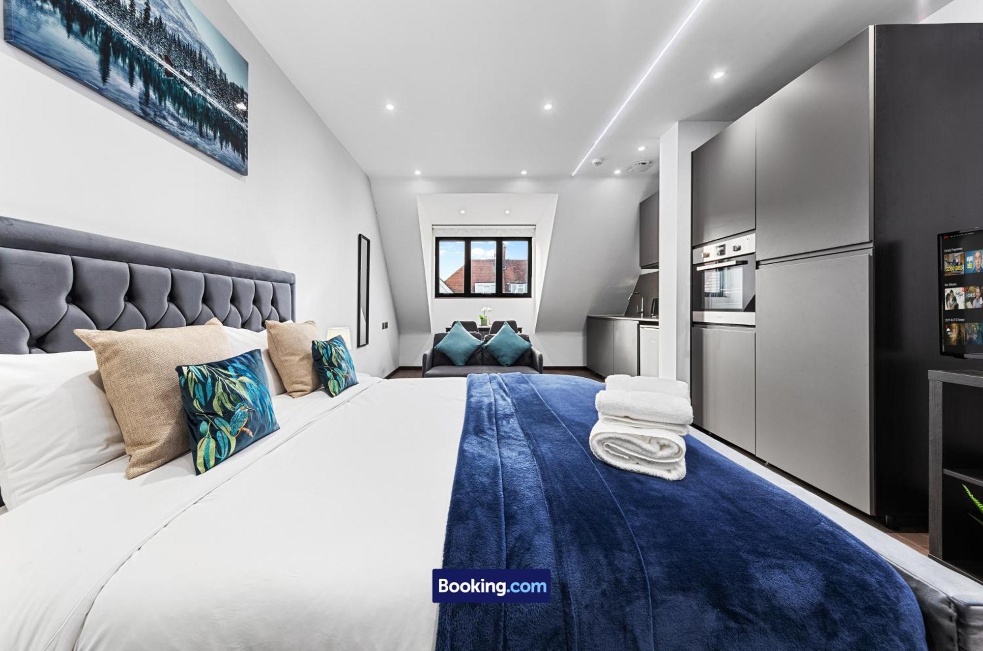 Stylish By Smart Short Lets & Serviced Woodstock With Free Wifi Апартаменты Лондон