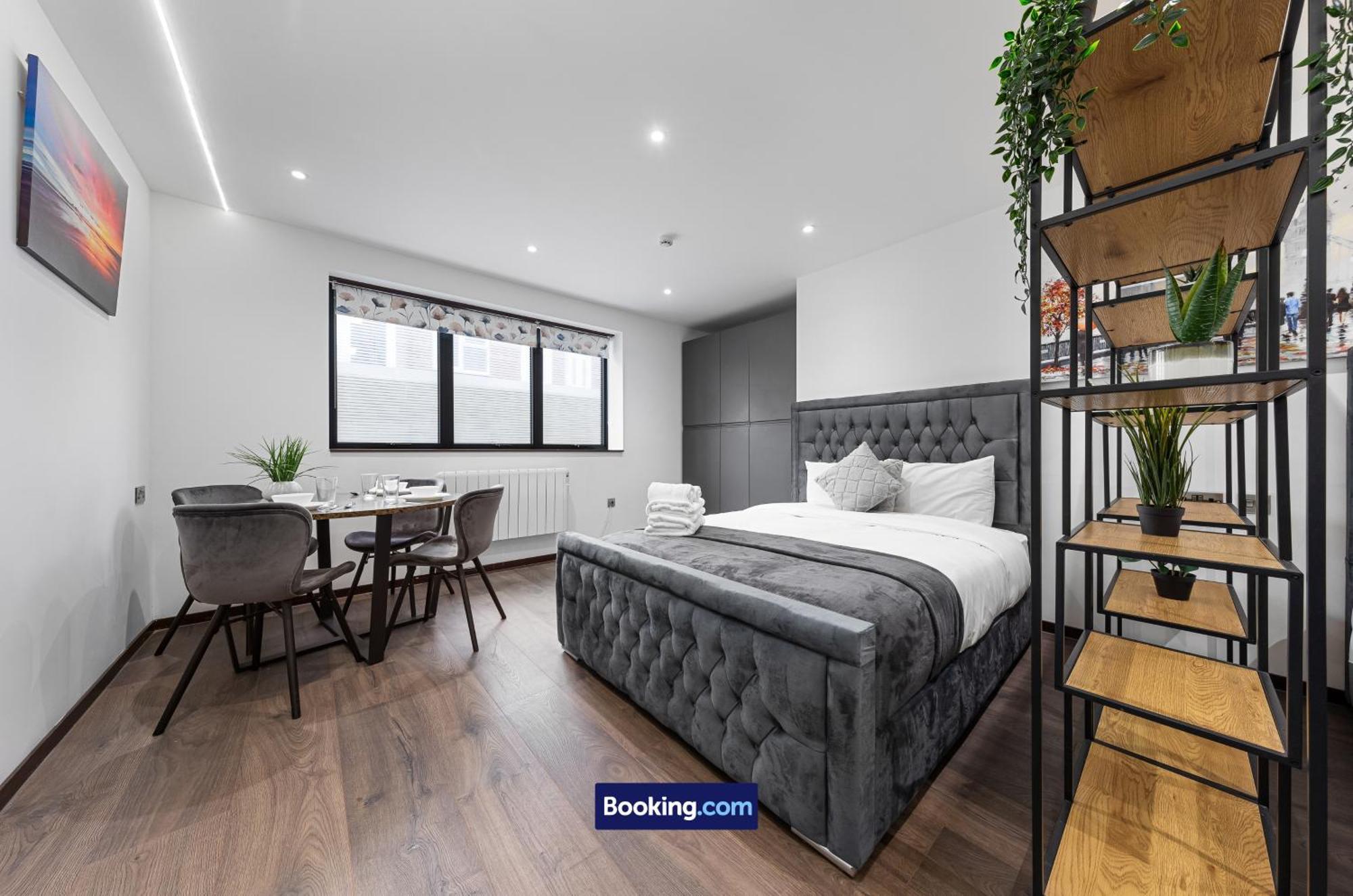Апартаменты Stylish By Smart Short Lets & Serviced Woodstock With Free Wifi Лондон
